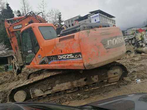 湖北出售转让二手9612小时2009年斗山DH225LC挖掘机