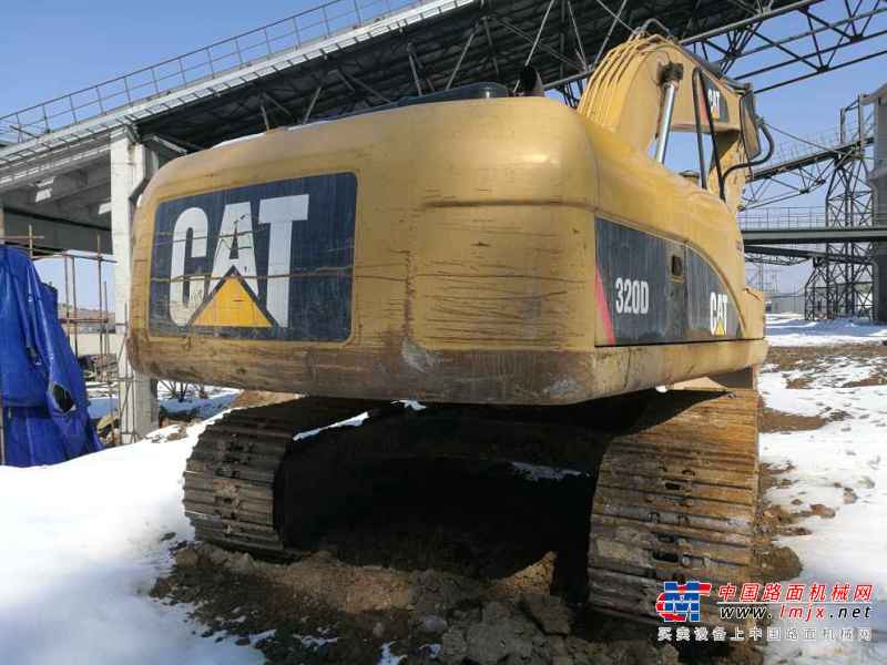黑龙江出售转让二手4000小时2011年卡特彼勒320D挖掘机