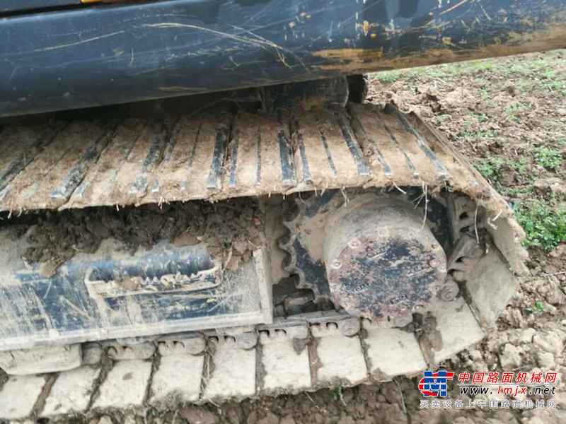 河南出售转让二手1900小时2015年现代R110挖掘机