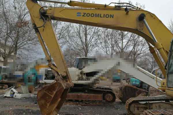 陕西出售转让二手5000小时2010年中联重科ZE205E挖掘机