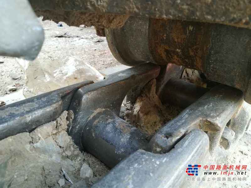 山东出售转让二手2960小时2013年柳工925D挖掘机