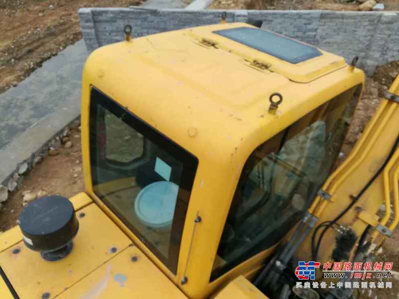 河南出售转让二手5000小时2011年临工LG685挖掘机