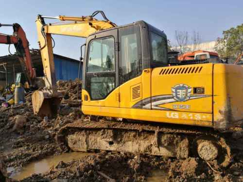 安徽出售转让二手7000小时2013年龙工LG6150挖掘机