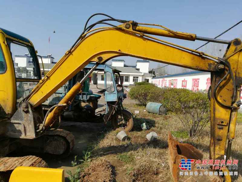 河南出售转让二手8000小时2009年玉柴YC60挖掘机