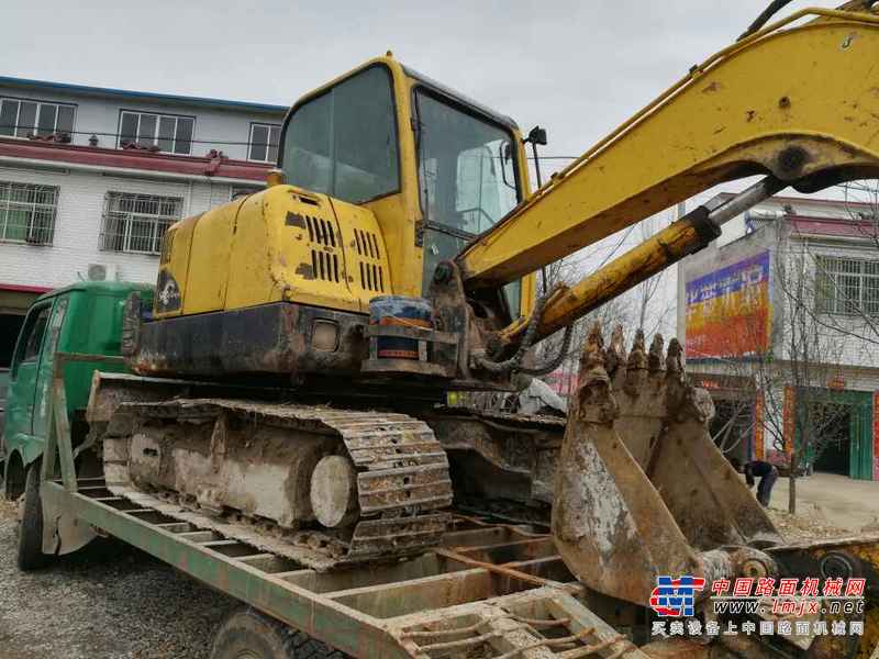 河南出售转让二手11000小时2008年现代R60挖掘机
