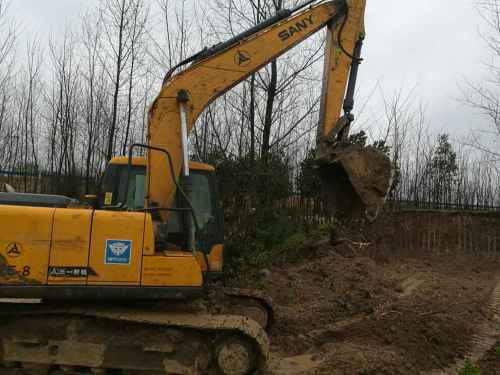 河南出售转让二手8400小时2009年三一重工SY135挖掘机