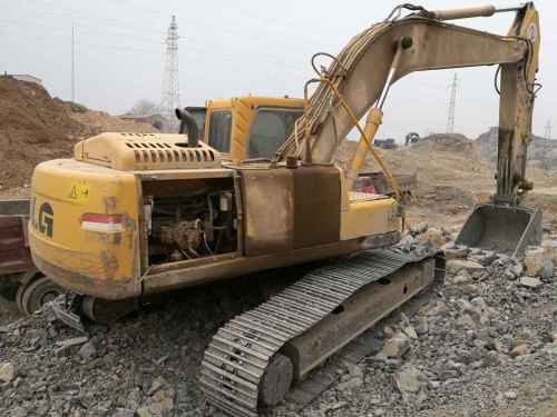 安徽出售转让二手10000小时2012年临工LG6250挖掘机