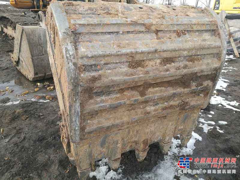 吉林出售转让二手5400小时2013年JCBJS220LC挖掘机