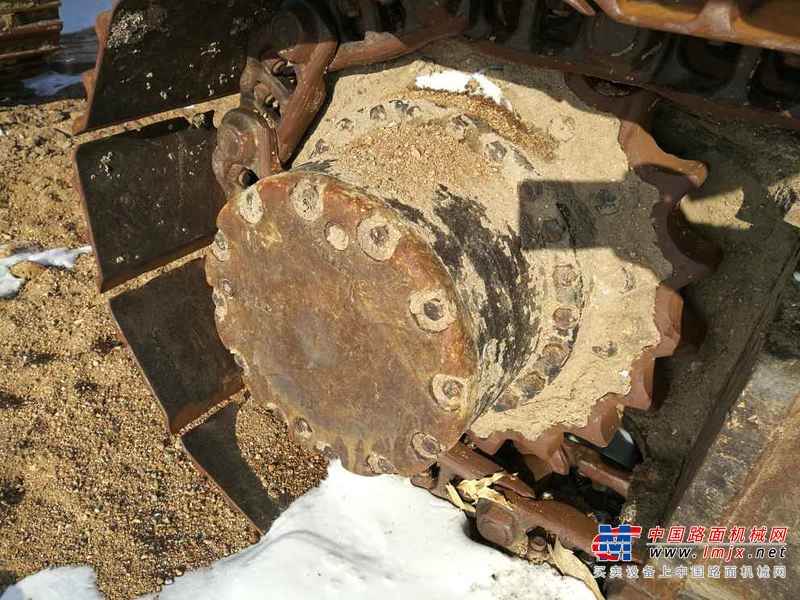 黑龙江出售转让二手15000小时2003年日立EX200挖掘机