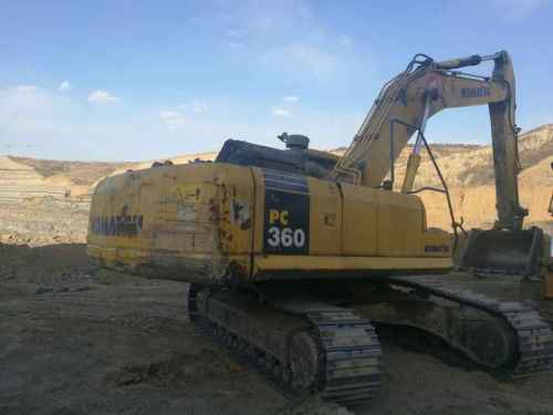 内蒙古出售转让二手13600小时2011年小松PC360挖掘机