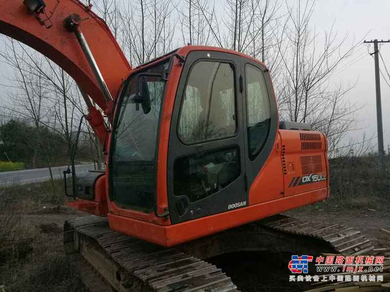 河南出售转让二手3500小时2013年斗山DX150LC挖掘机
