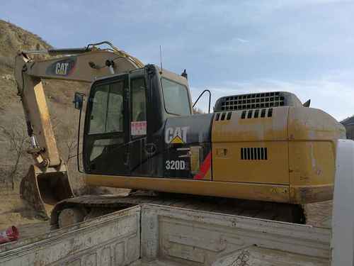陕西出售转让二手3000小时2013年卡特彼勒320D2挖掘机
