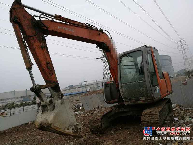安徽出售转让二手8000小时2010年日立ZX70挖掘机