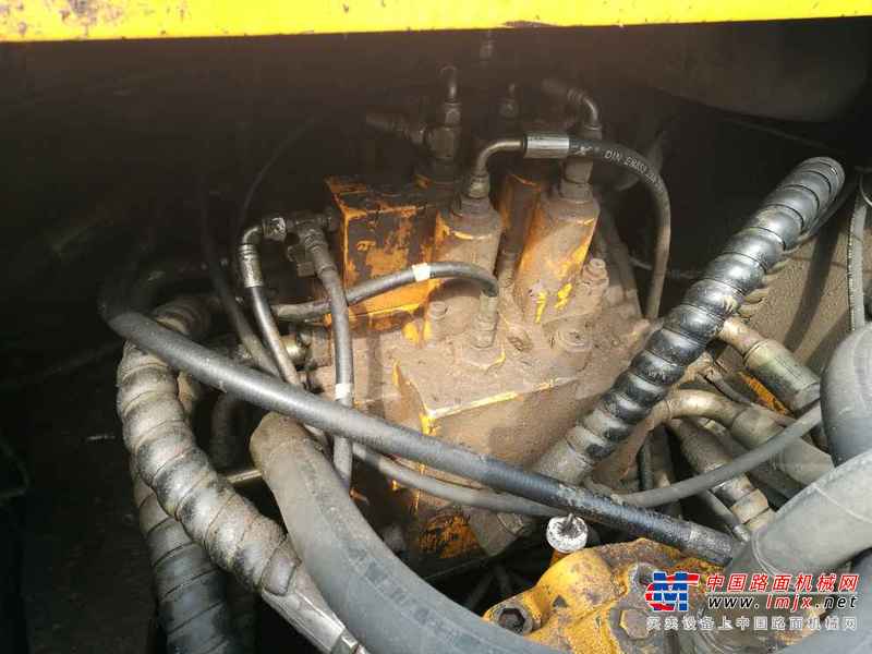 湖北出售转让二手12000小时2008年现代R225LC挖掘机