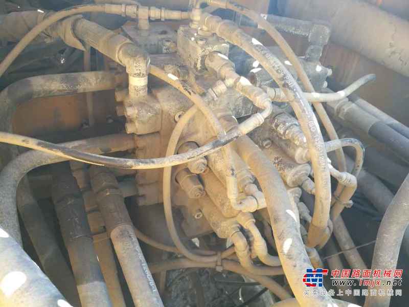 吉林出售转让二手7000小时2010年沃尔沃EC210B挖掘机