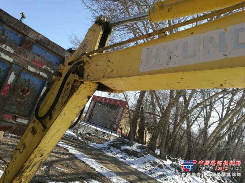 内蒙古出售转让二手4000小时2013年现代R60挖掘机