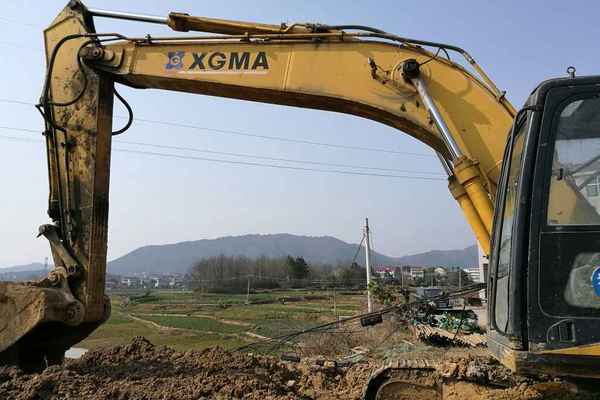 安徽出售转让二手16000小时2009年厦工XG822LC挖掘机