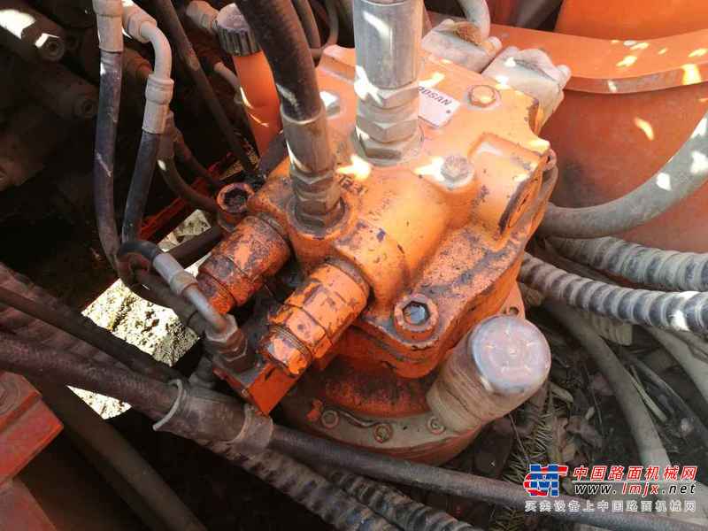 湖北出售转让二手8000小时2010年斗山DH225LC挖掘机