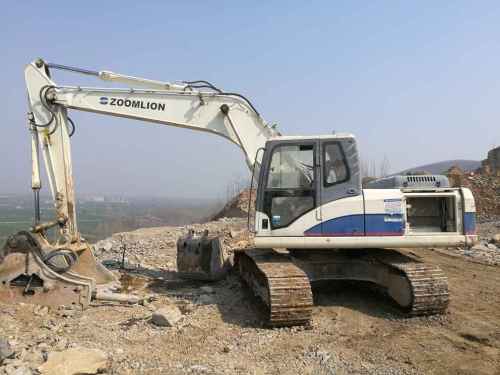 山东出售转让二手1253小时2013年中联重科ZE230挖掘机