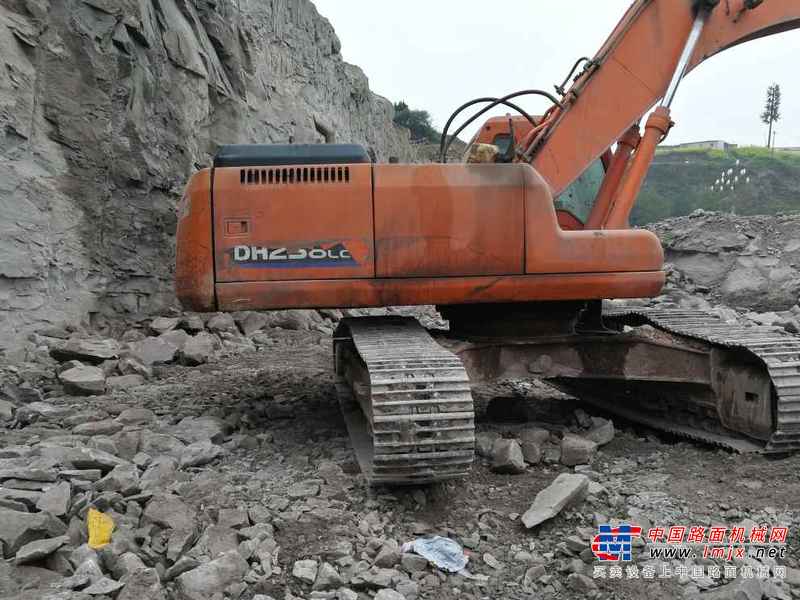 四川出售转让二手2029小时2008年斗山DH225LC挖掘机
