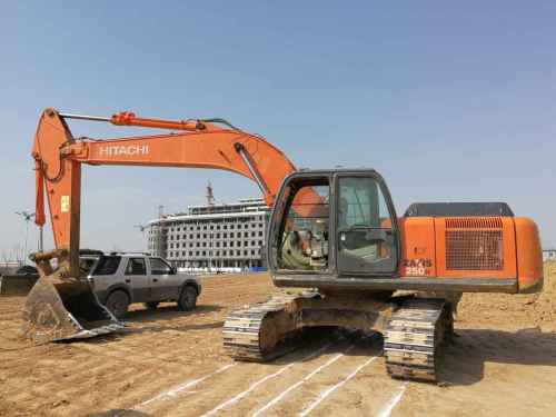 陕西出售转让二手7000小时2010年日立ZX250H挖掘机