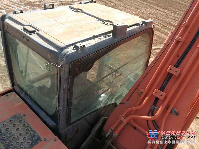 陕西出售转让二手7000小时2010年日立ZX250H挖掘机