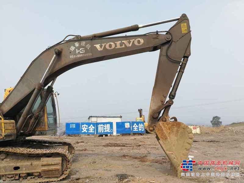 四川出售转让二手5614小时2011年沃尔沃EC290BLC挖掘机