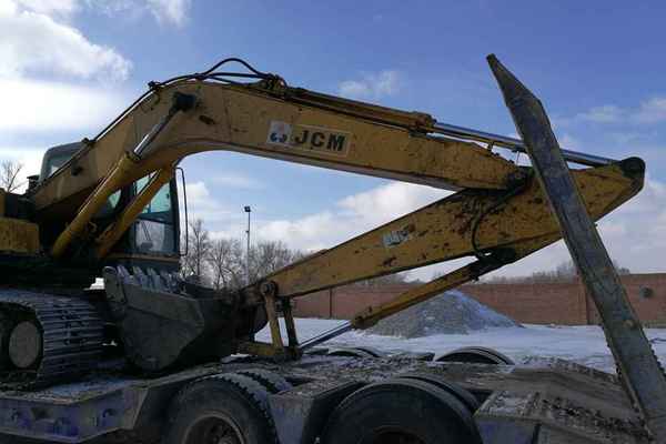 吉林出售转让二手8600小时2011年山重建机JCM921C挖掘机