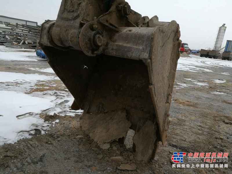吉林出售转让二手12000小时2009年小松PC220LC挖掘机