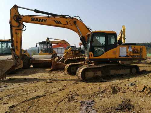 湖北出售转让二手11000小时2009年三一重工SY215C挖掘机