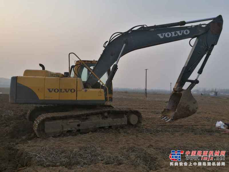 山东出售转让二手6876小时2011年沃尔沃EC210B挖掘机