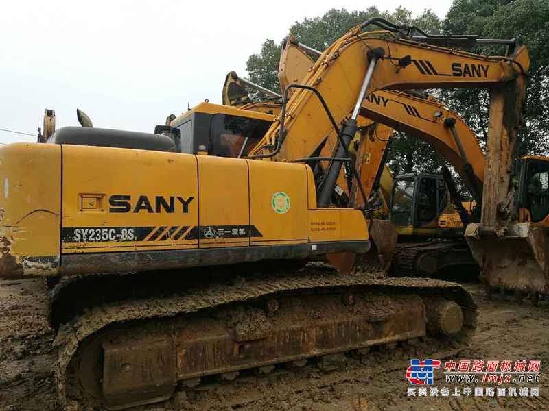 湖北出售转让二手9500小时2011年三一重工SY215C挖掘机