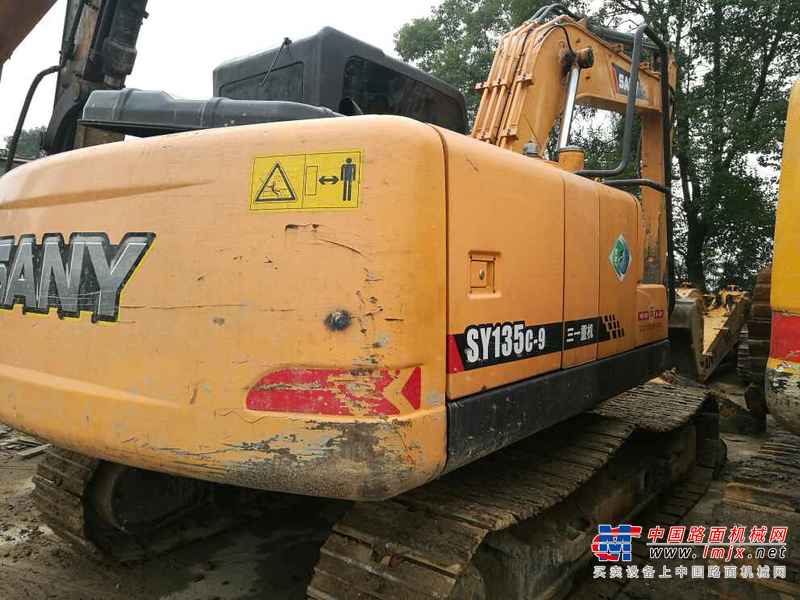 湖北出售转让二手2700小时2014年三一重工SY135C挖掘机