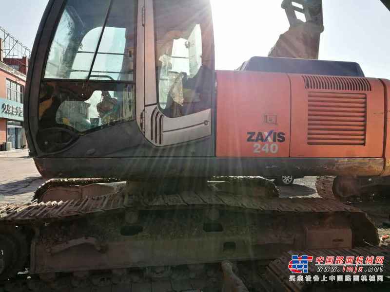山西出售转让二手7700小时2009年日立ZX240挖掘机