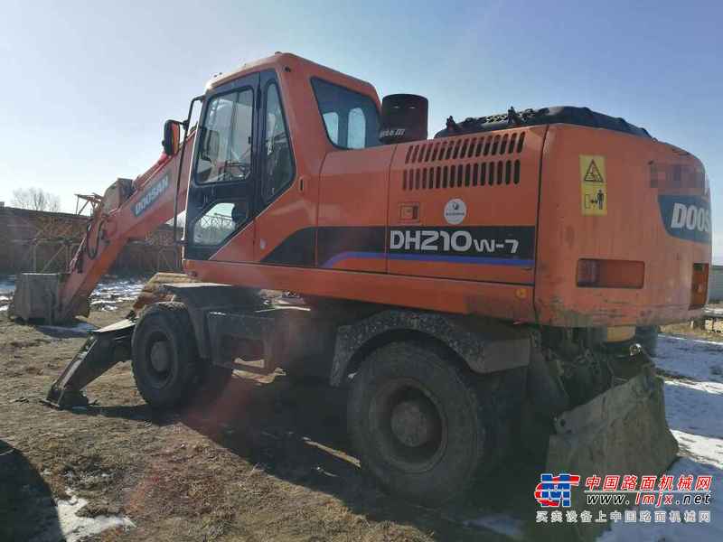 山西出售转让二手7500小时2011年斗山轮挖DH210W挖掘机