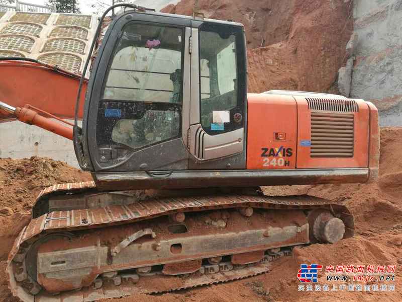 江西出售转让二手7036小时2009年日立ZX200挖掘机