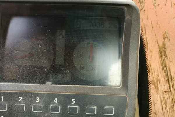 江西出售转让二手7036小时2009年日立ZX200挖掘机