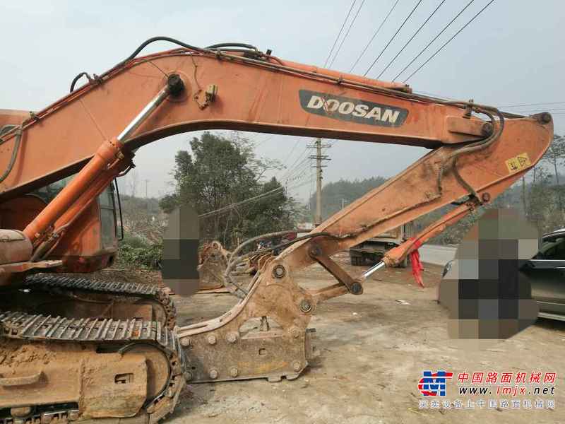 江西出售转让二手8600小时2010年斗山DH225LC挖掘机