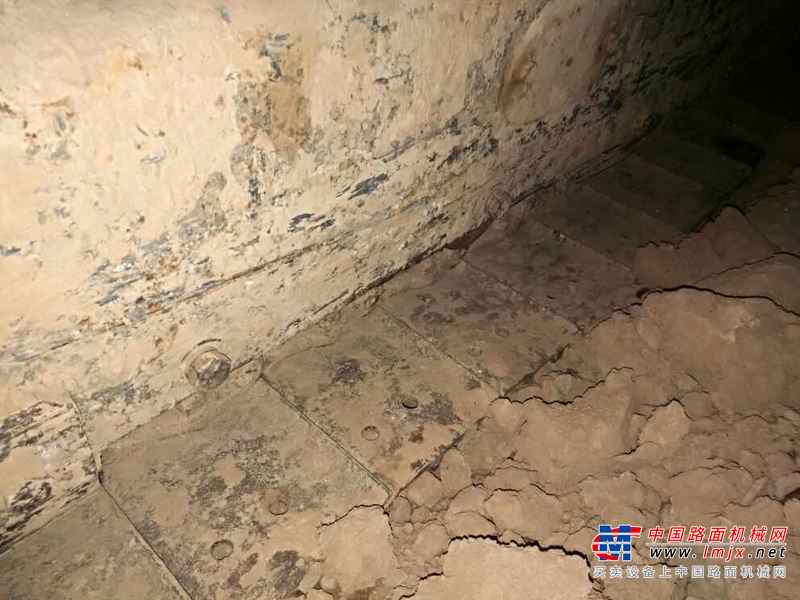 山西出售转让二手7800小时2010年山河智能SWE50N9挖掘机