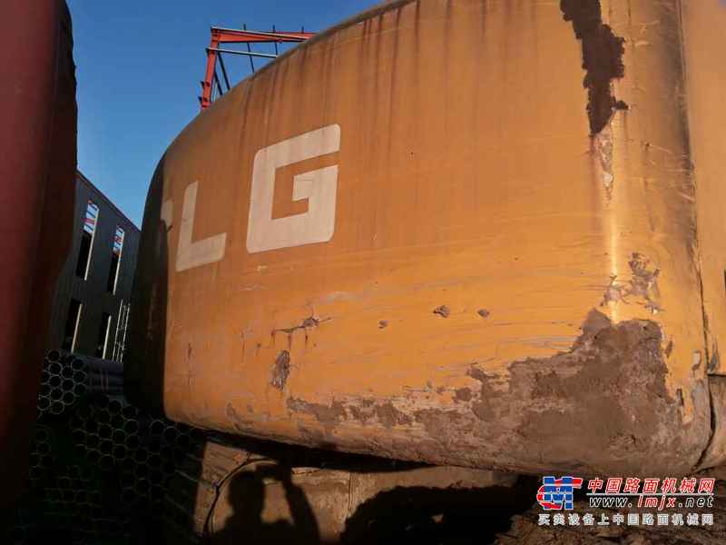 山西出售转让二手8900小时2009年临工LG6135挖掘机