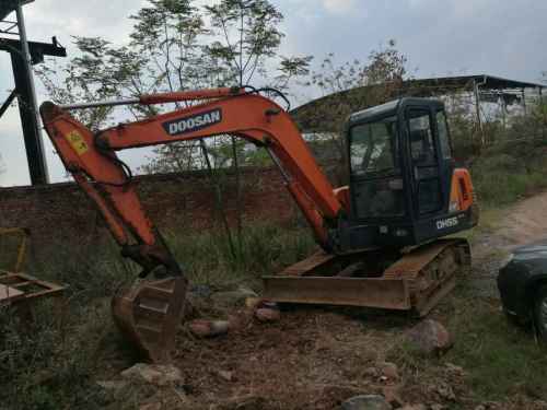 江西出售转让二手6500小时2010年斗山DH55挖掘机
