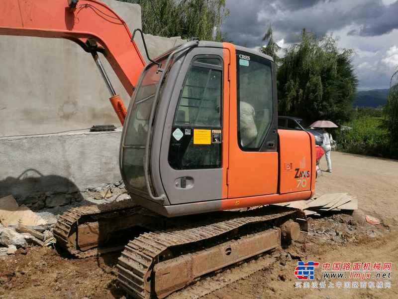 云南出售转让二手4882小时2013年日立ZX70挖掘机