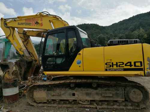 云南出售转让二手23230小时2003年住友SH200A1挖掘机