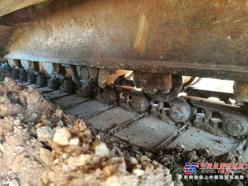 云南出售转让二手15800小时2003年小松PC220挖掘机
