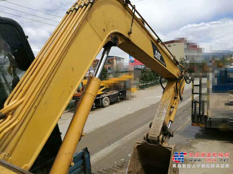 云南出售转让二手4800小时2013年厦工XG808挖掘机