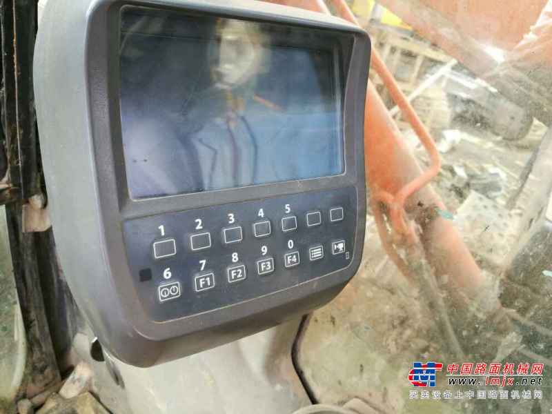 云南出售转让二手12000小时2004年日立ZX250LC挖掘机