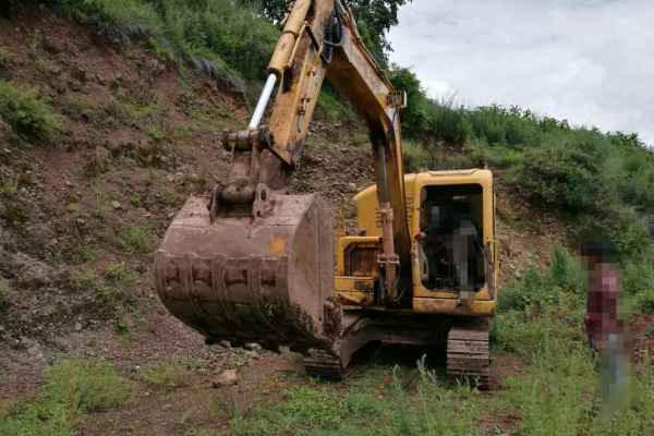云南出售转让二手4485小时2013年华力重工HL185挖掘机