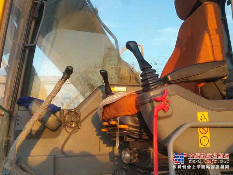 山西出售转让二手4900小时2011年沃尔沃EC210BLC挖掘机