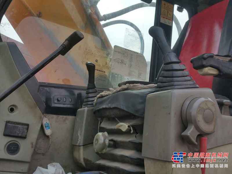 山西出售转让二手6600小时2009年现代R215挖掘机