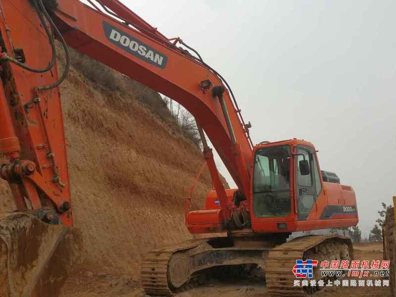 山西出售转让二手1500小时2014年斗山DH300LC挖掘机